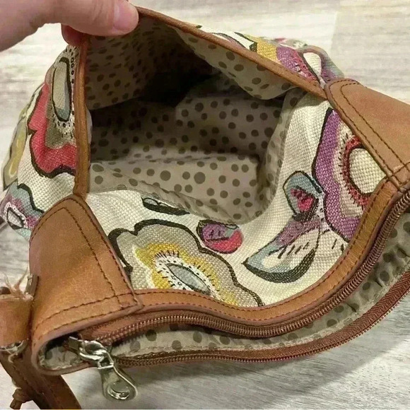 Relic Floral Canvas Faux Leather Medium Crossbody Purse Shoulder Bag Zip Close - Picture 10 of 13